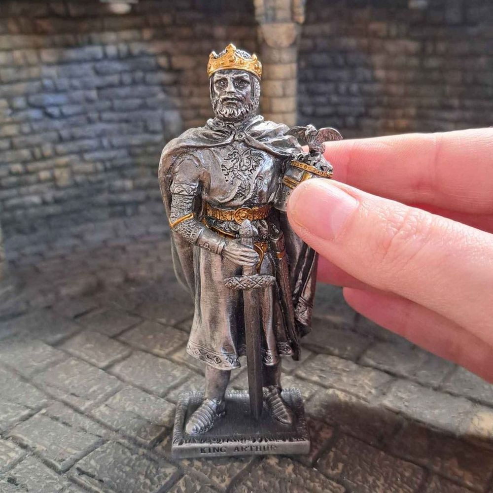King Arthur Statue (hand-cast statue sculpture) 10cm Height