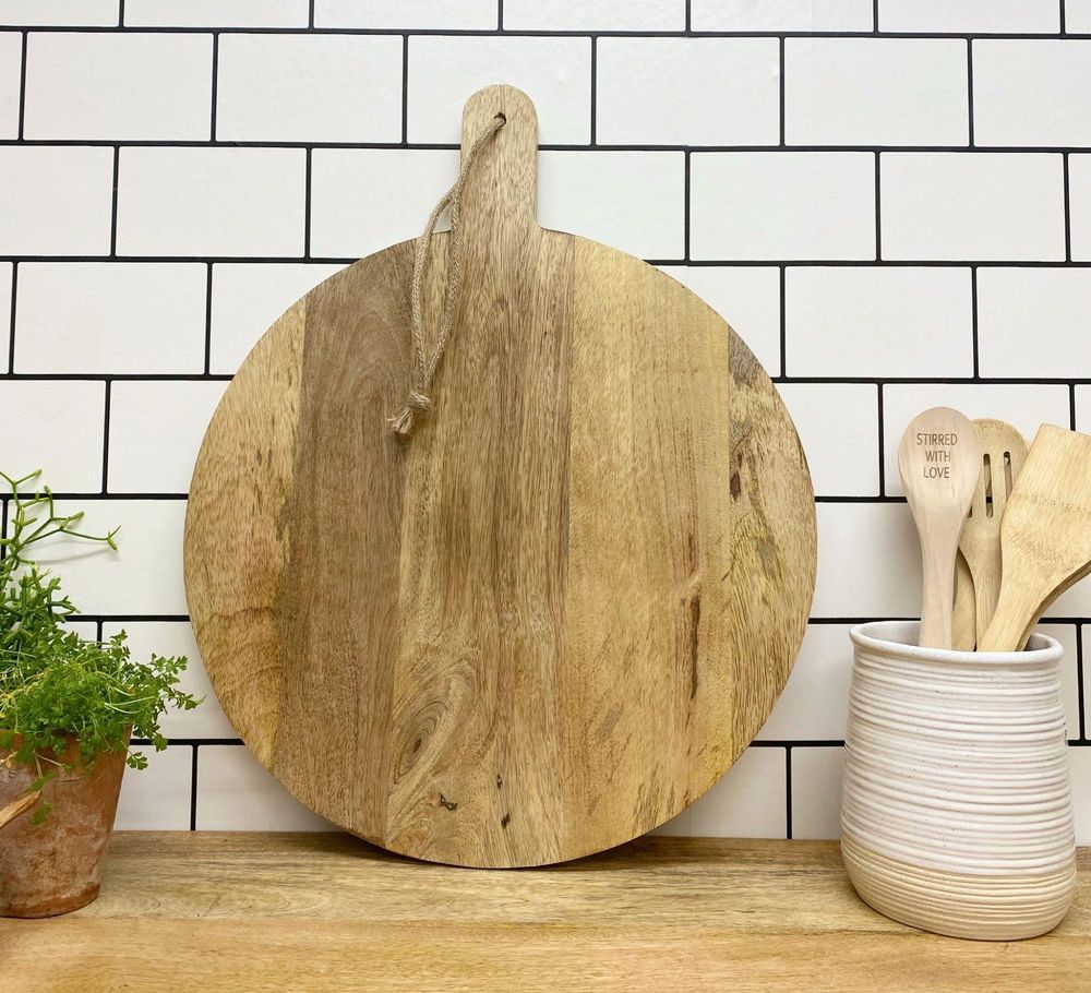 Premium Wooden Round Chopping Board: High-Quality, Durable, Elegant - Perfect for Entertaining & Displaying Food