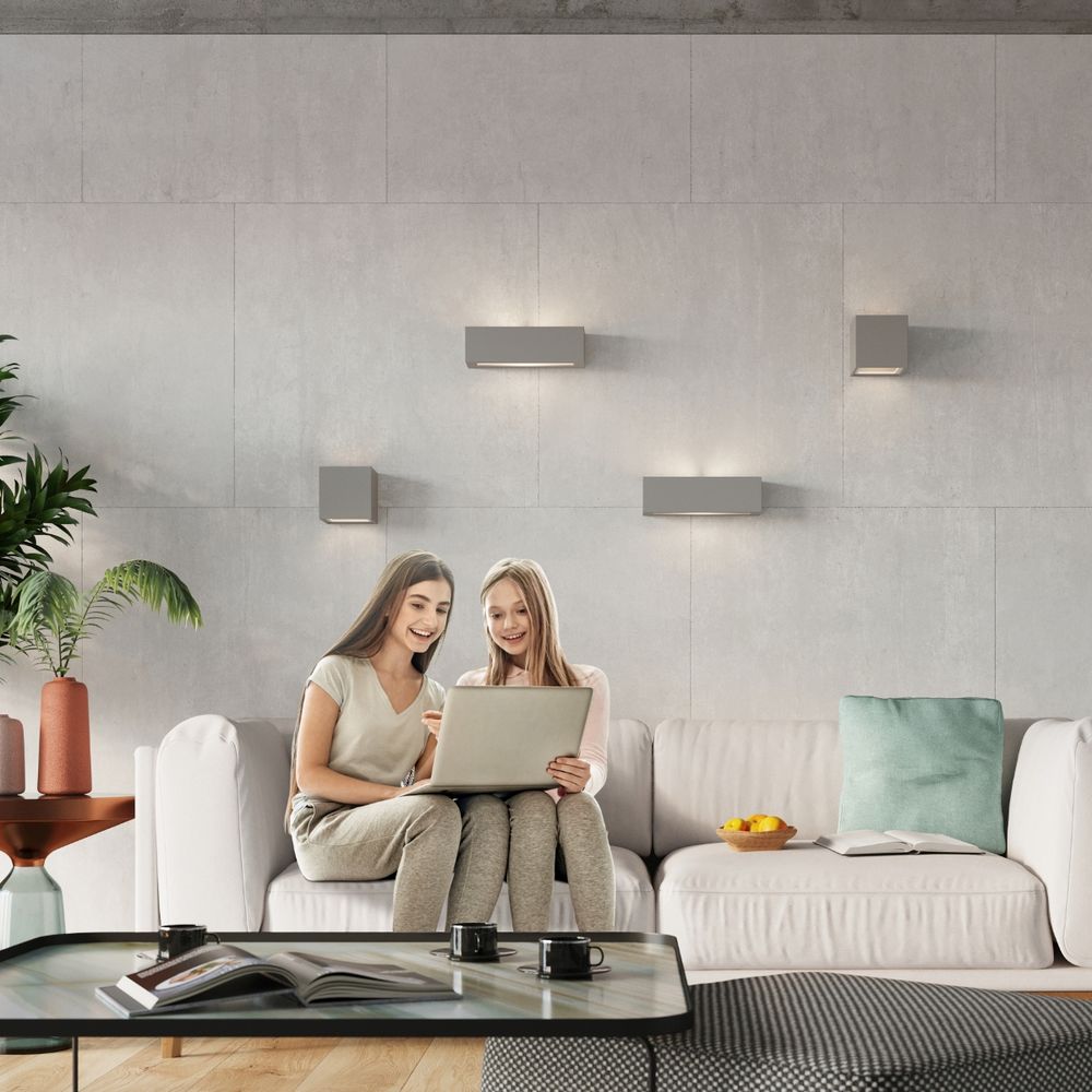 Vega Wall Lamp - Modern Design, Ceramic & Glass, E27 Socket