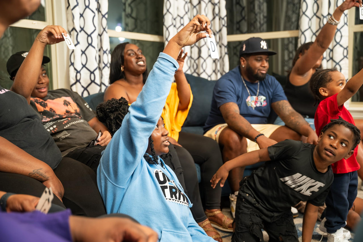 Urban Trivia Game: Black Card Game for The Culture | Culture Trivia for Nights & Gatherings