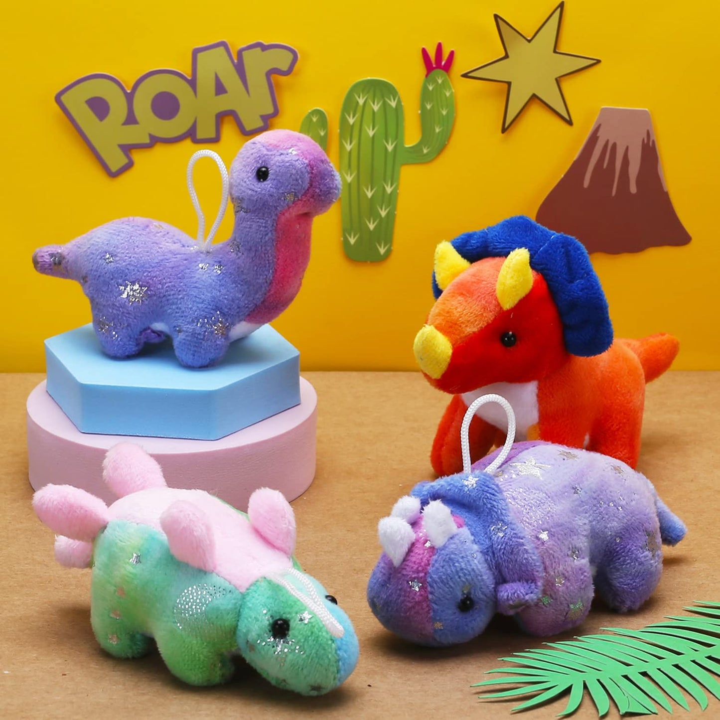 Uzoxlsn Dinosaur Plush Set – 16 Pack, Mini 4.5in Dino Keychains for Party Favors & Prizes