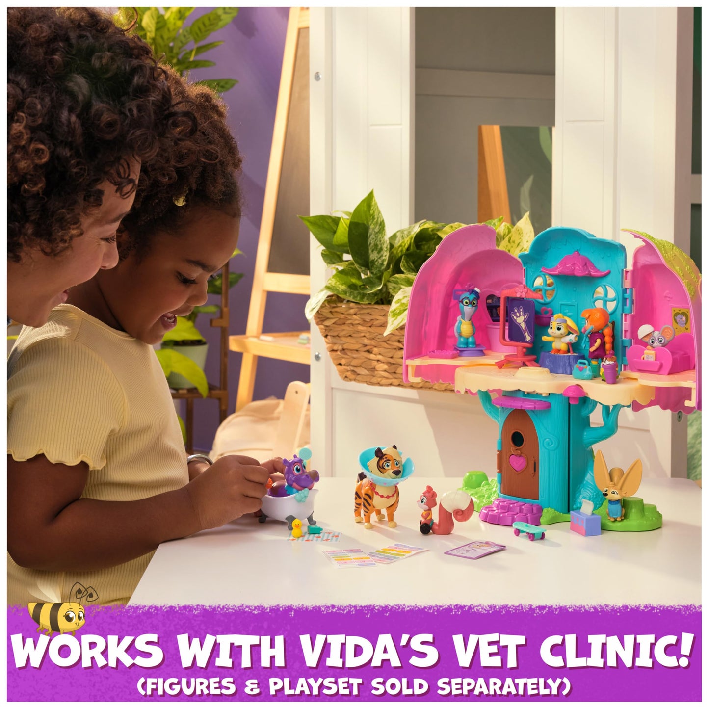 Vida the Vet Chilly Check Up Pack — Vida & Popcorn Figures with Vet Bag | Kids Vet Toys 3+