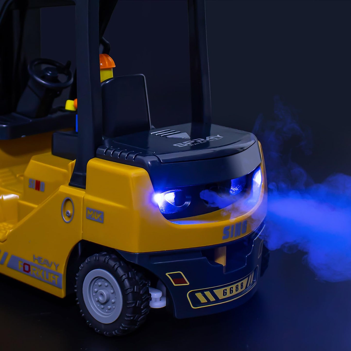 VijiSuki 2.4Ghz RC Forklift Toy – 11-Channel, 1/24 Scale with Lights & Spray