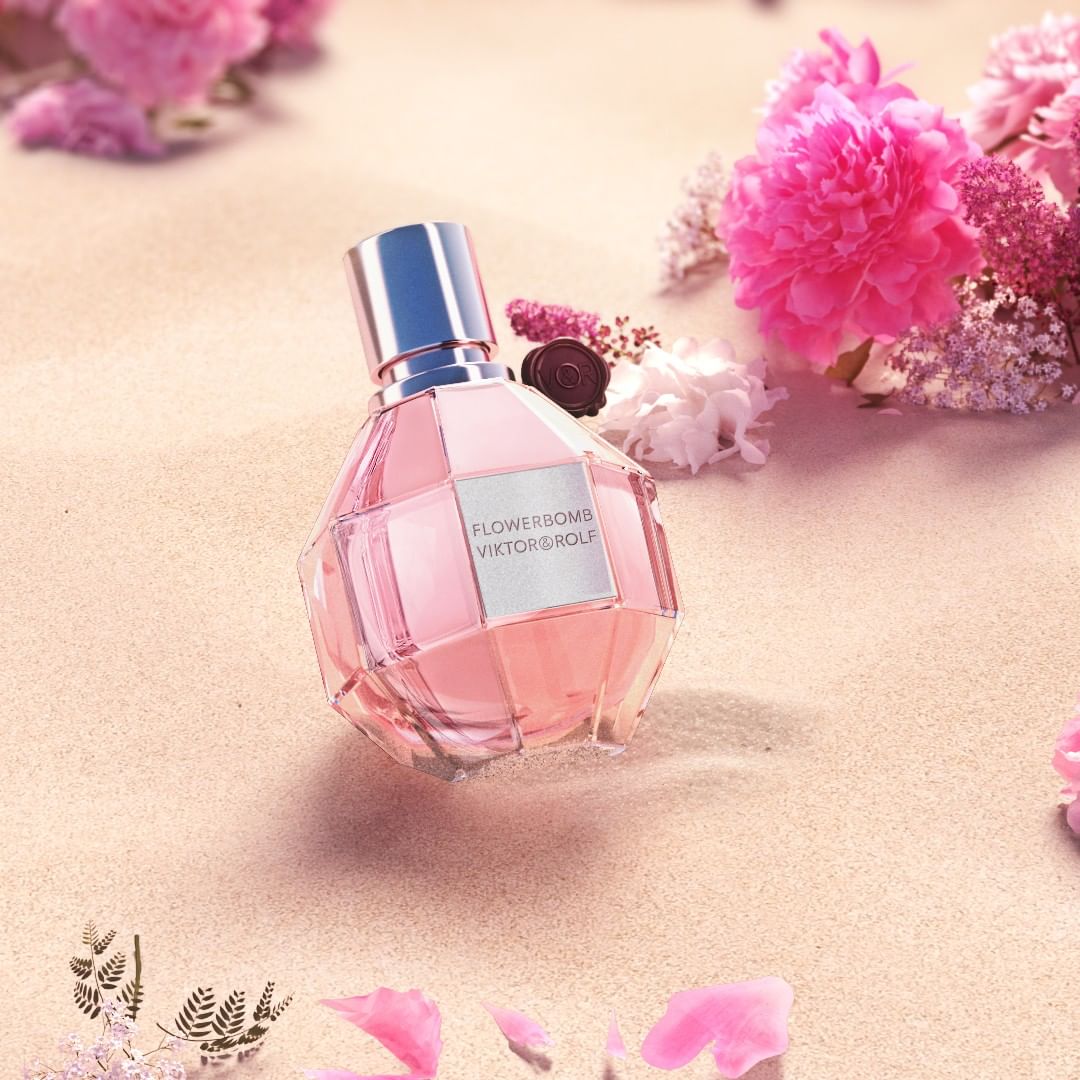 Viktor & Rolf FlowerBomb Eau de Parfum 50ml Spray