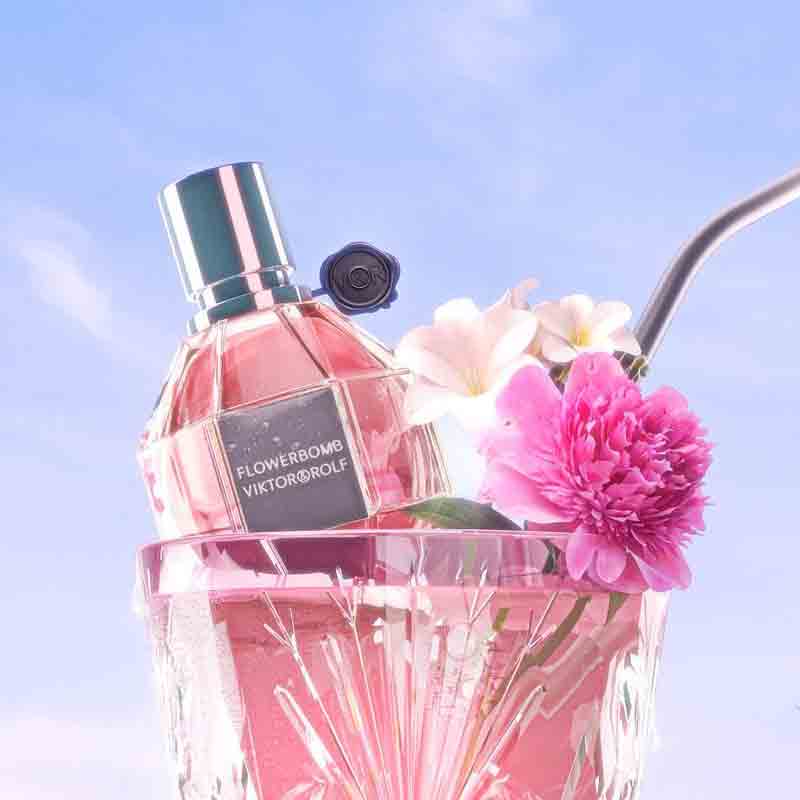 Viktor & Rolf FlowerBomb Eau de Parfum 50ml Spray