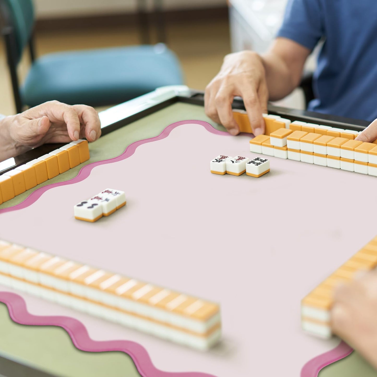 VioraWhite 21x21 Travel Mini Mahjong Mat – Pink Scalloped, Anti-Slip
