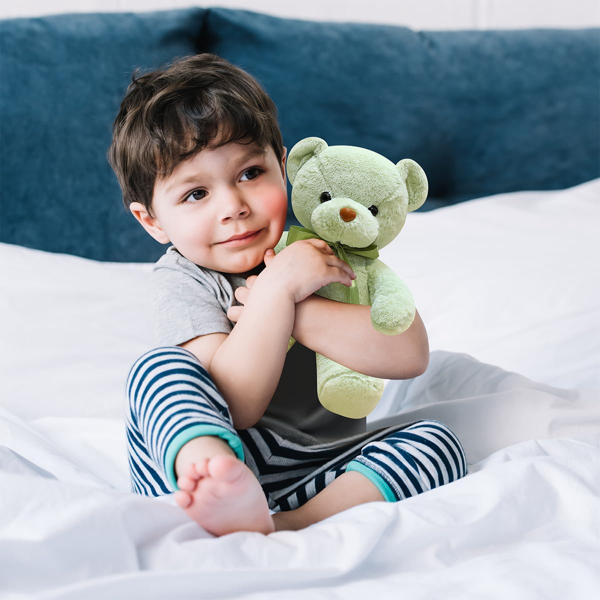 VYUSIT Green Teddy Bear 13.4” Plush – Soft Small Stuffed Bear for Kids, Gifts & Special Occasions