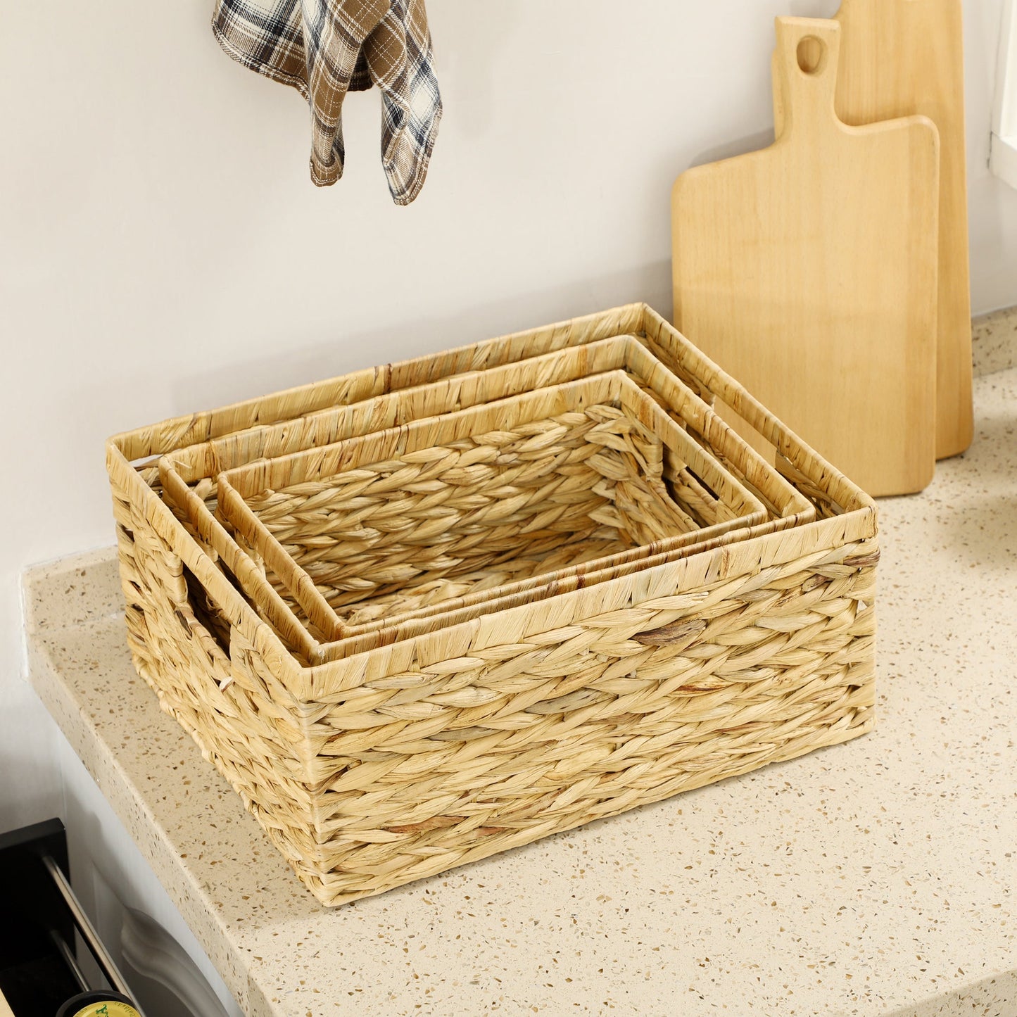HOMCOM Set of 3 Wicker Storage Baskets, Woven Baskets with Handles, Natural