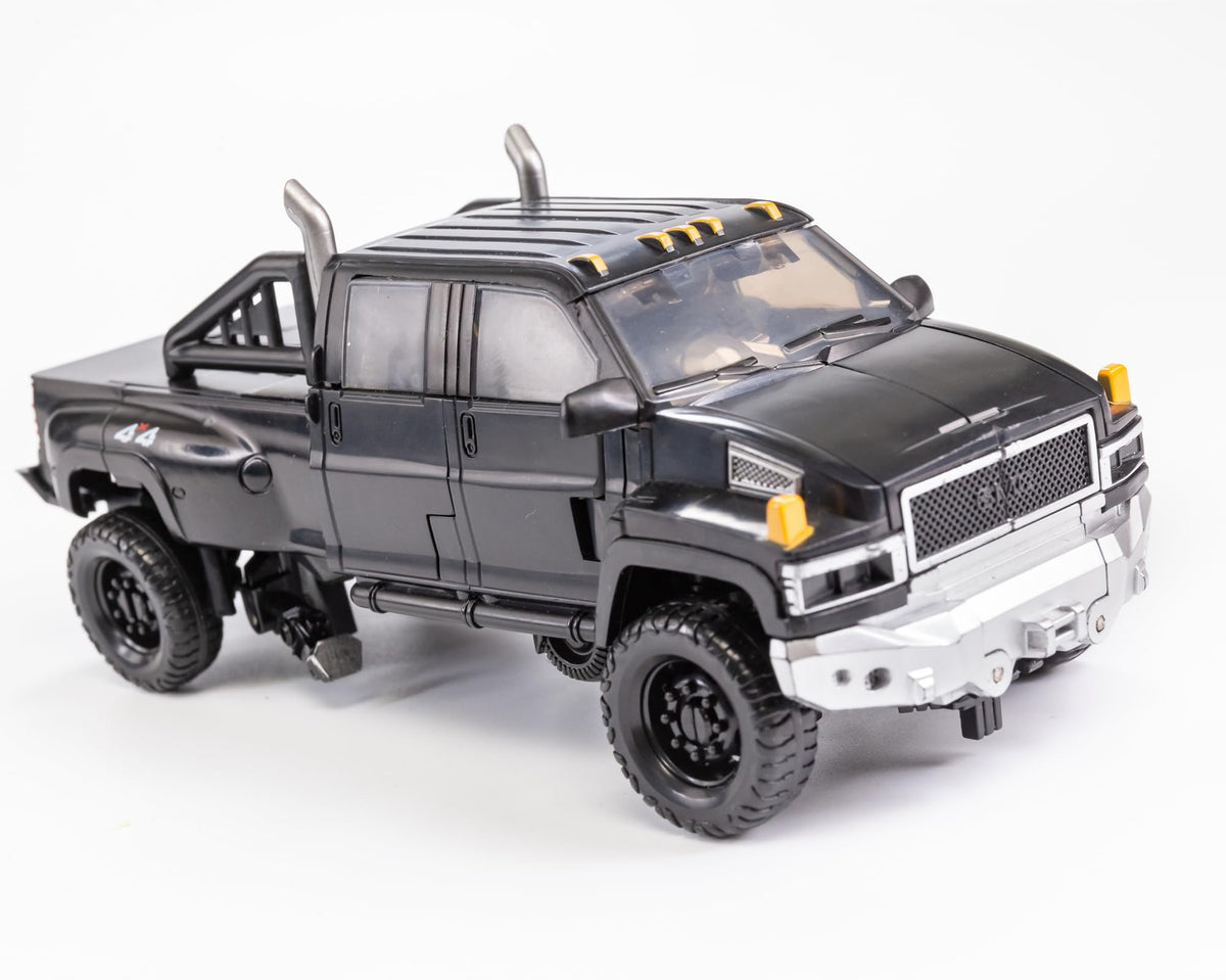 Wakidong Deformation 2-in-1 Robot Toy – 6.7-Inch Figure with Accessories