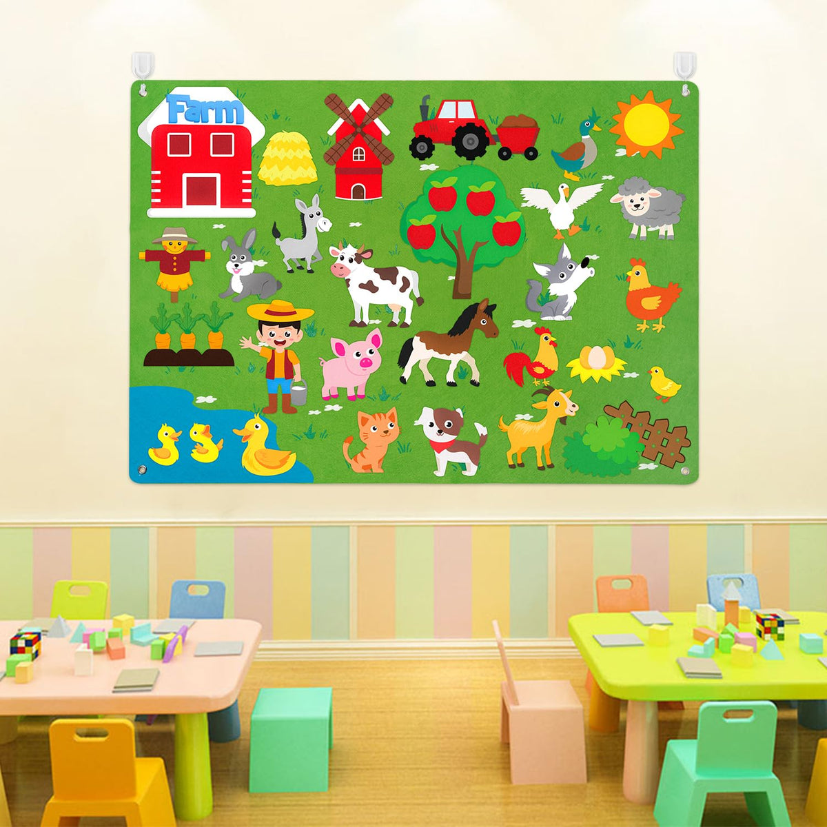 WATINC Farm Animals Felt Story Board Set – 3.5ft, 38 Pcs, Preschool Farmhouse Play Kit