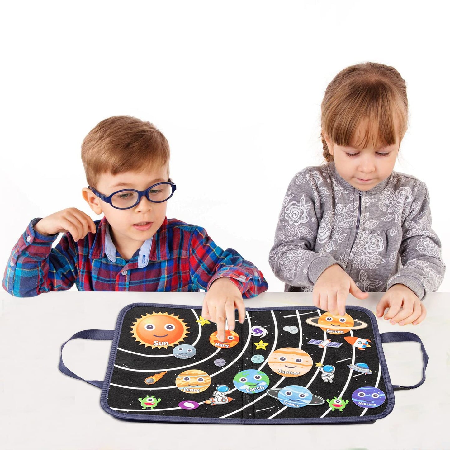 WATINC Travel Felt Board Story Set – 25-Piece Space Theme, Portable Montessori Learning Kit