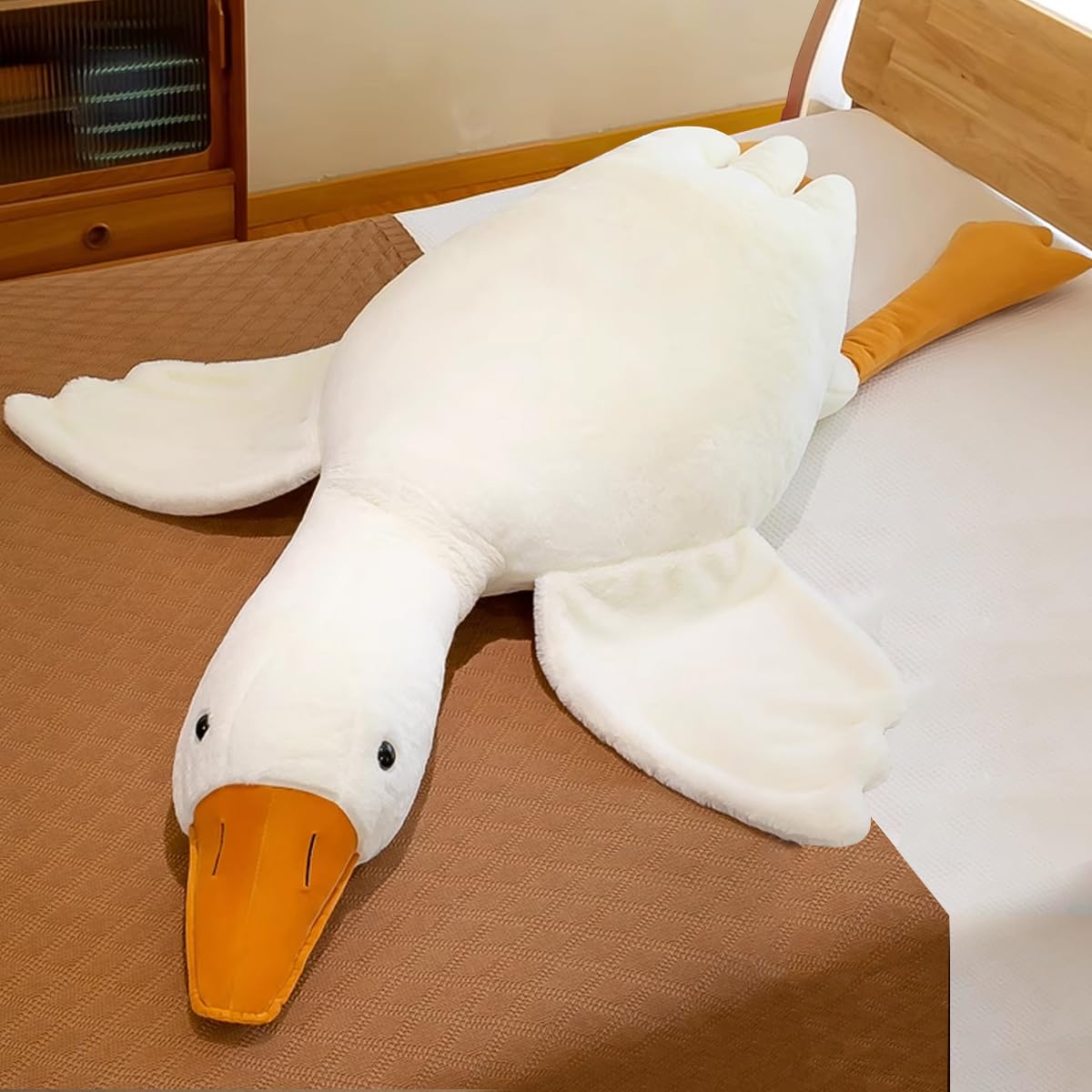 Werdast 19.5-Inch Goose Plush — White Goose Stuffed Animal Pillow