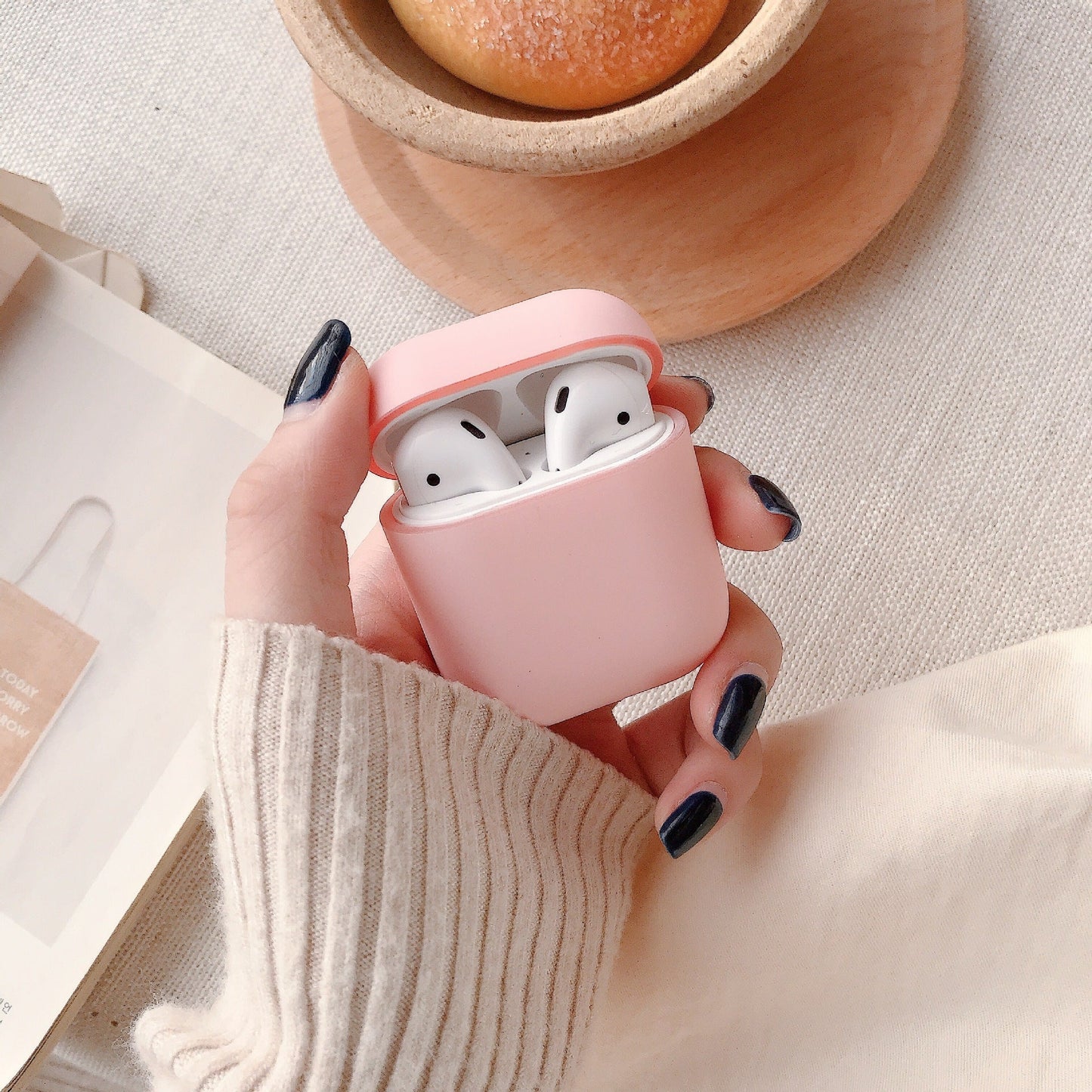 Wireless Bluetooth Headset Case, Compatible with Apple