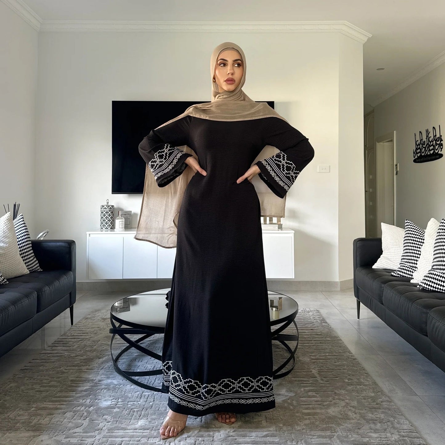 Women's Embroidered Modest Muslim Dress - Premium Elegant Abaya