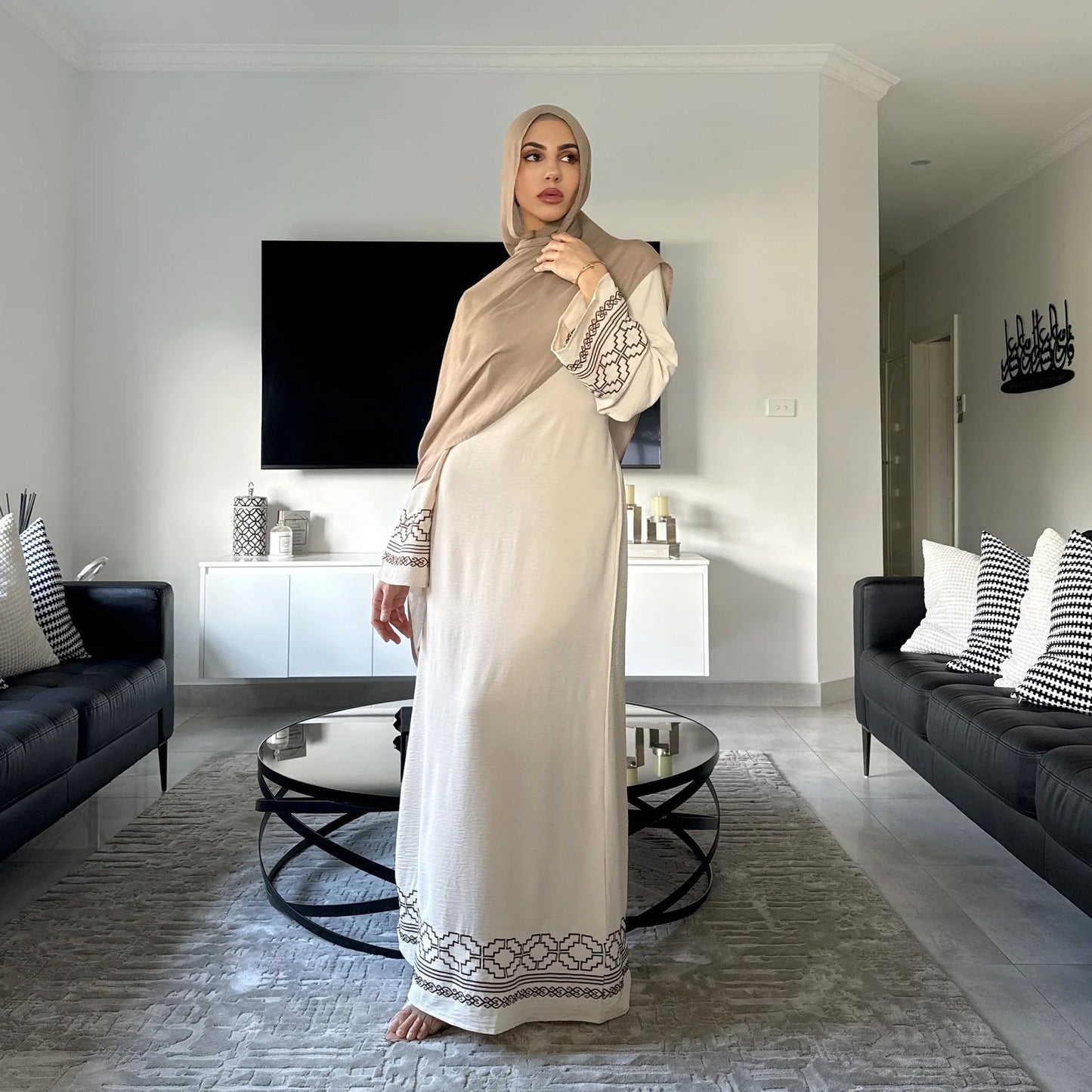 Women's Embroidered Modest Muslim Dress - Premium Elegant Abaya