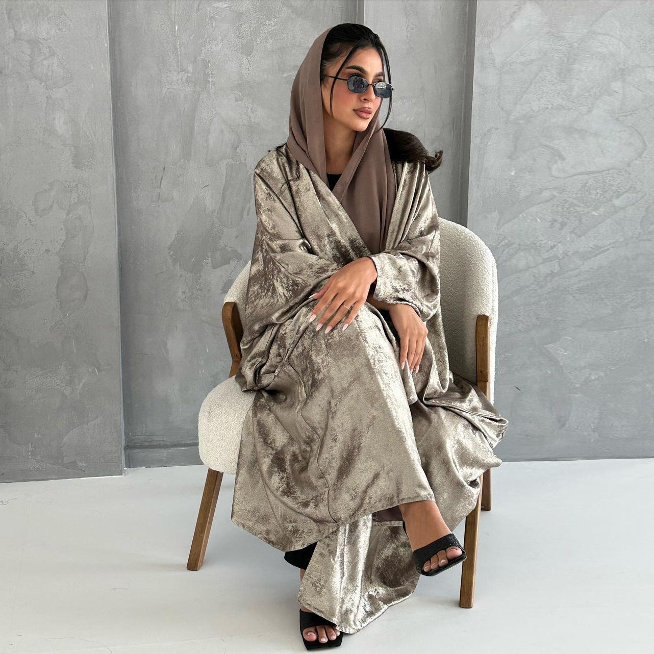 Plus Size Metallic Abaya Robe | Batwing Sleeve | Gold, Silver & Black