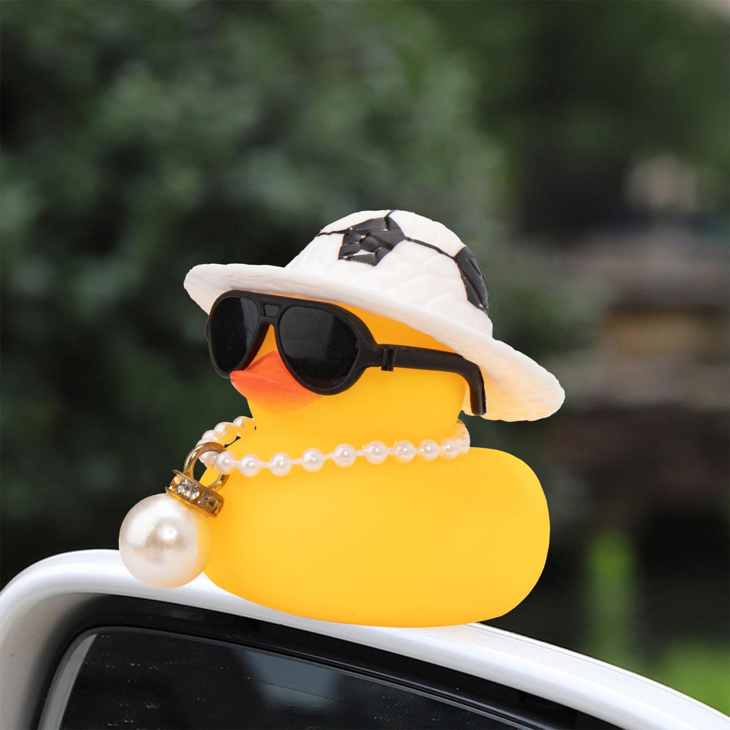 wonuu Car Rubber Duck — Yellow Dashboard Decor with Sun Hat, Sunglasses, Necklace & Swim Ring