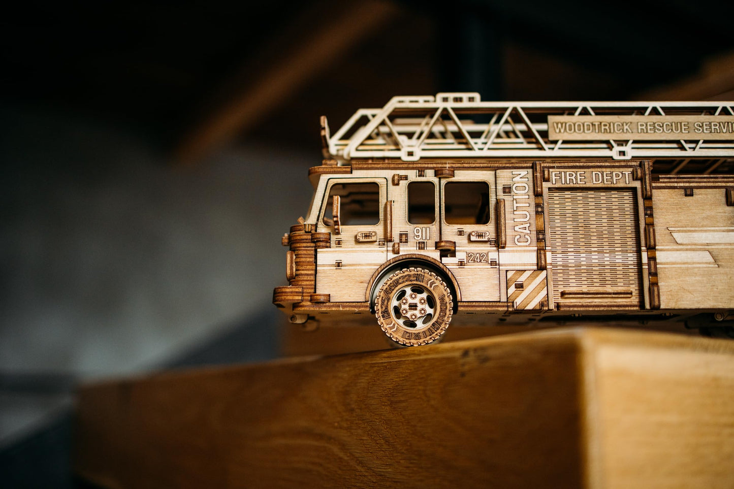 Wood Trick Rescue Firetruck Movable – 3D Wooden Model Kit with Rotating Ladder