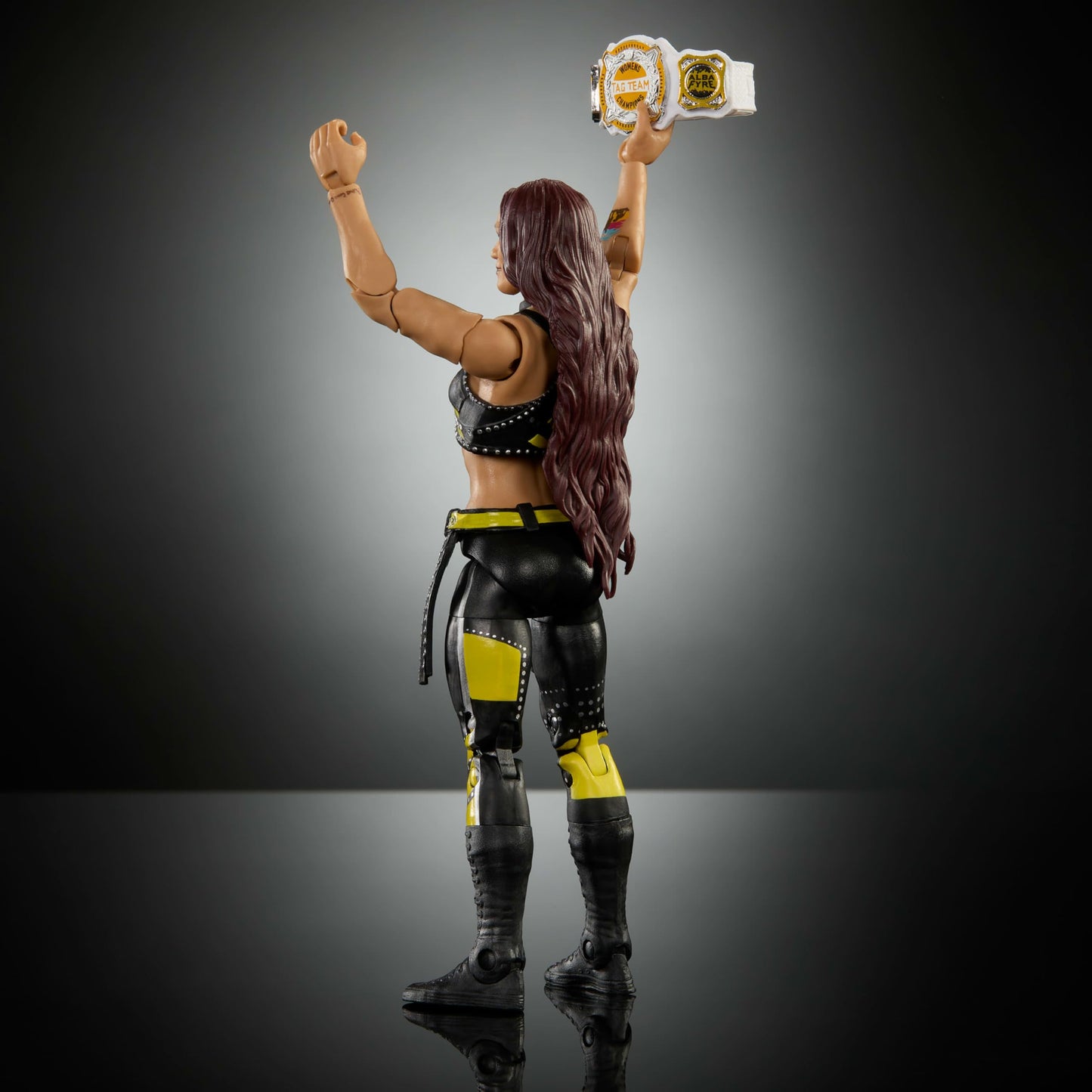 WWE Elite Series #121 Alba Fyre 6-Inch Action Figure – 25 Points of Articulation & Swappable Hands