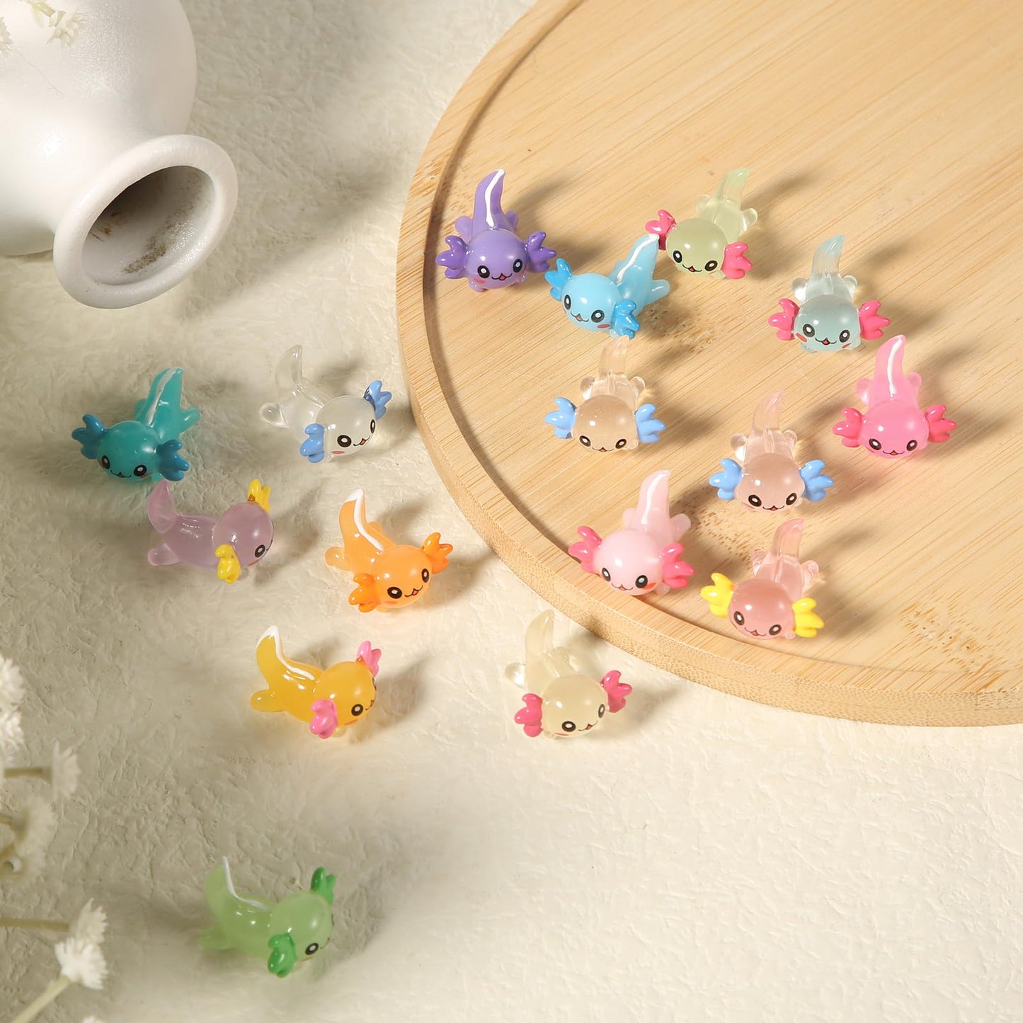 XIHIRCD 32pc Glow-in-the-Dark Resin Axolotl Miniatures for DIY Crafts, Garden, Dollhouse & Plant Décor