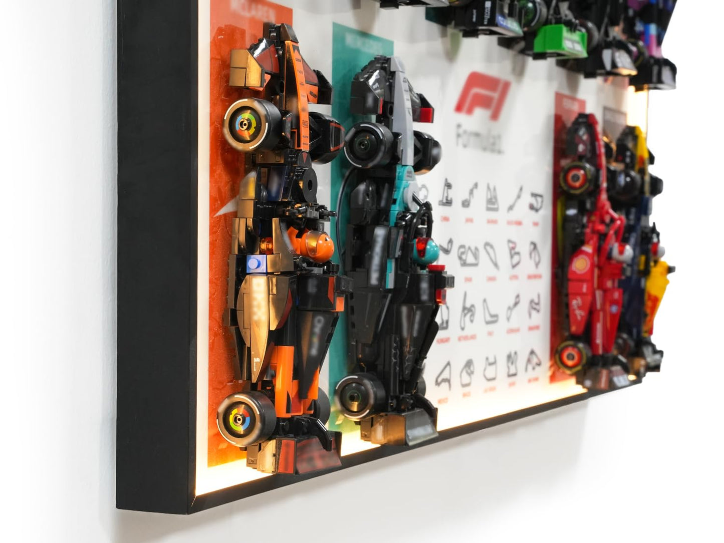 XIU F1 Wallboard Mount for LEGO Speed Champions F1 – Wall Display (No Car Included)