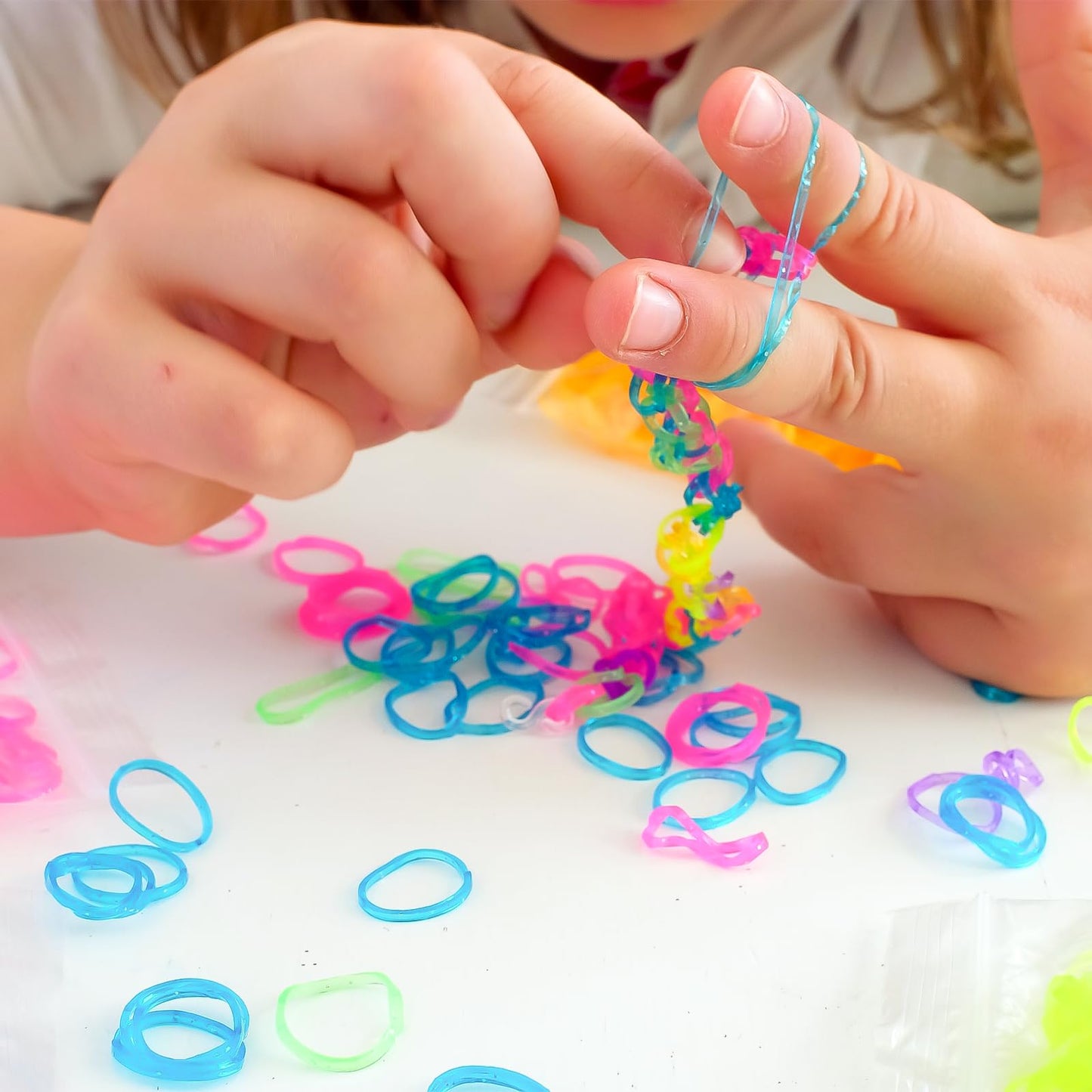 XKDOUS 24 Colors Rubber Band Bracelet Kit – Creative Craft for Kids