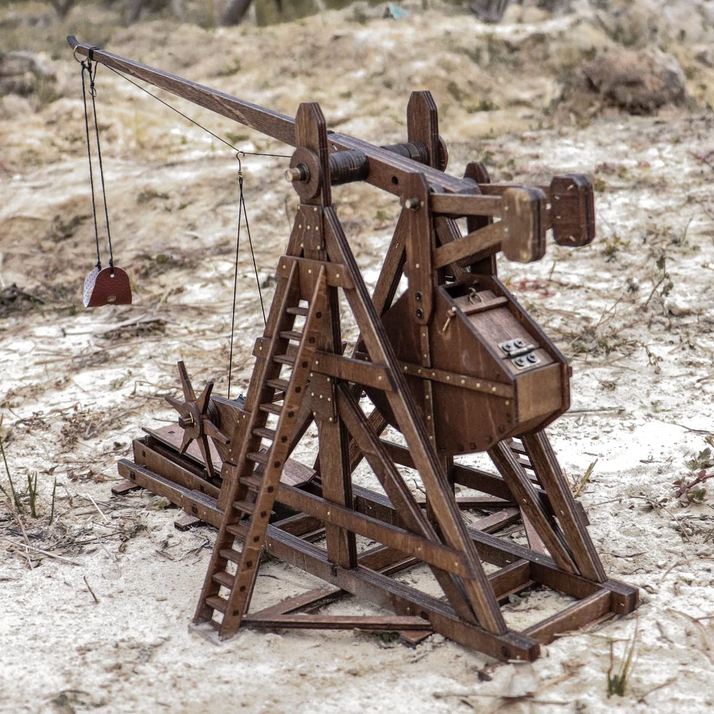 YAQUMW MINI Counterweight Trebuchet – Wooden DIY Tabletop Model Kit for Adults | Medieval Siege Puzzle