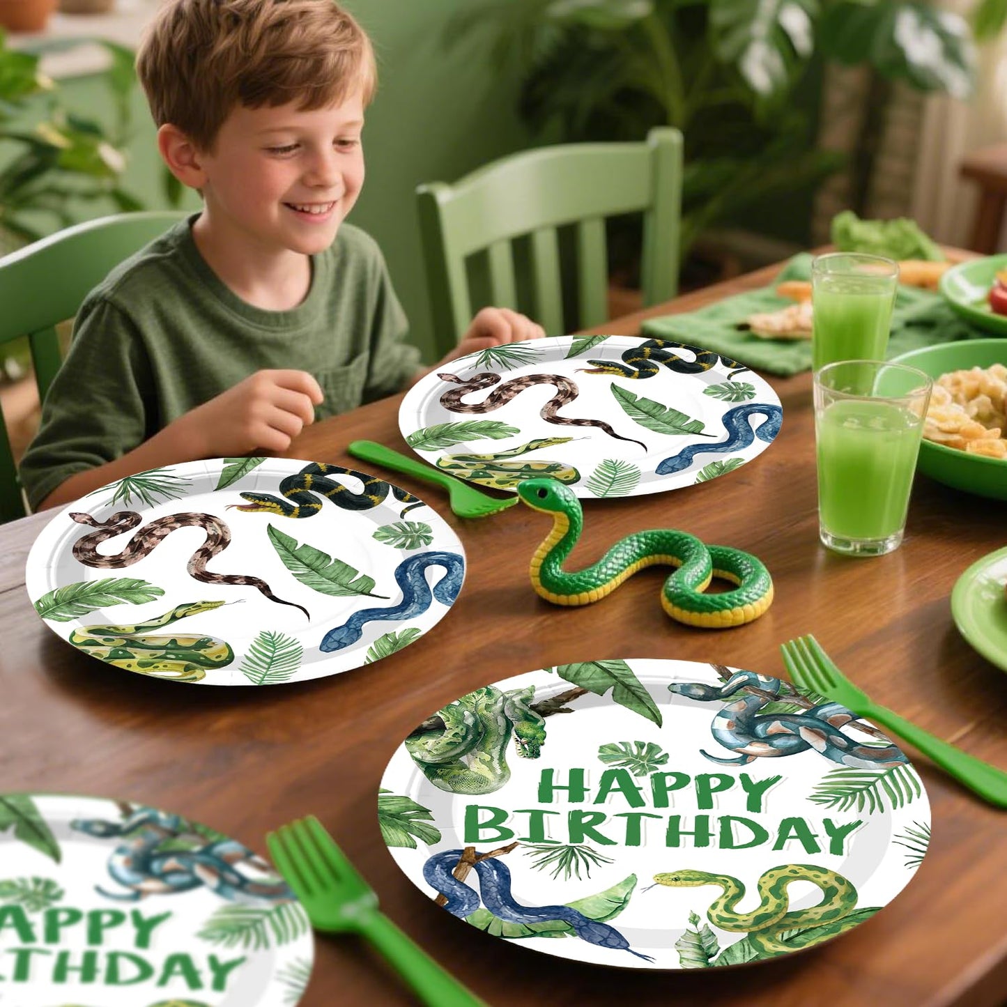 Yingoto Snake Party Decorations – Jungle Reptile Birthday Banner, Tableware & Cake Topper Set