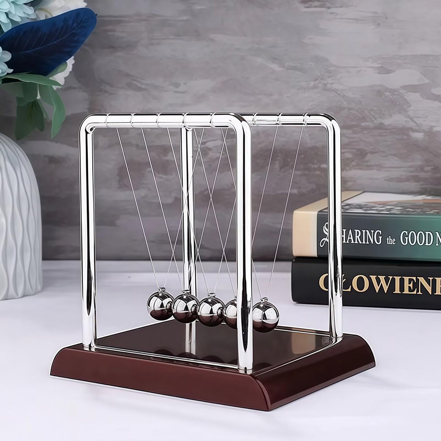Yoqanr Newton's Cradle – 5 Steel Balls, Deep Red Base, Balance Pendulum for Physics Learning, Desk Decor