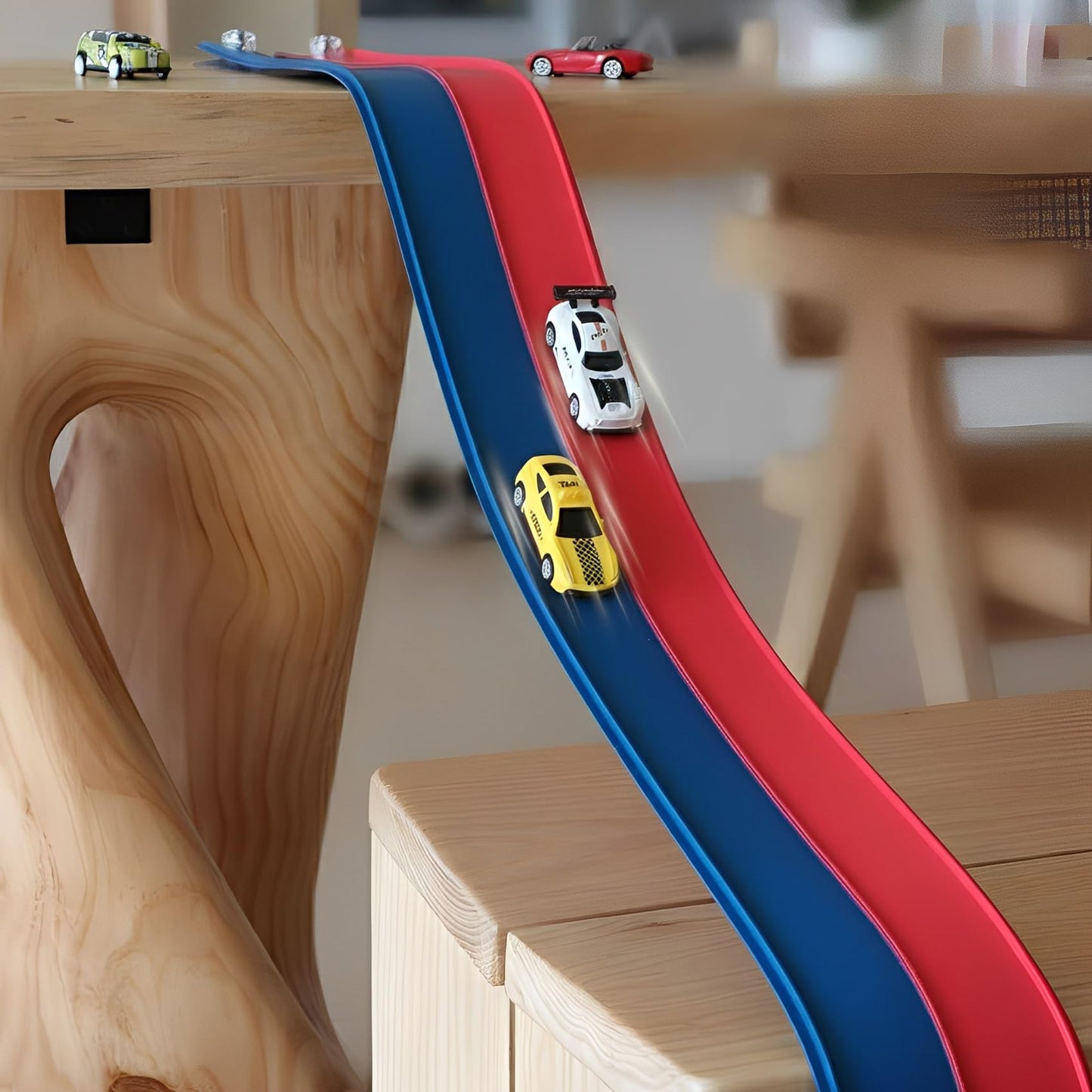 Yottix 15ft Flexible Race Track Starter Set – Safe, Portable with 2 Diecast Cars
