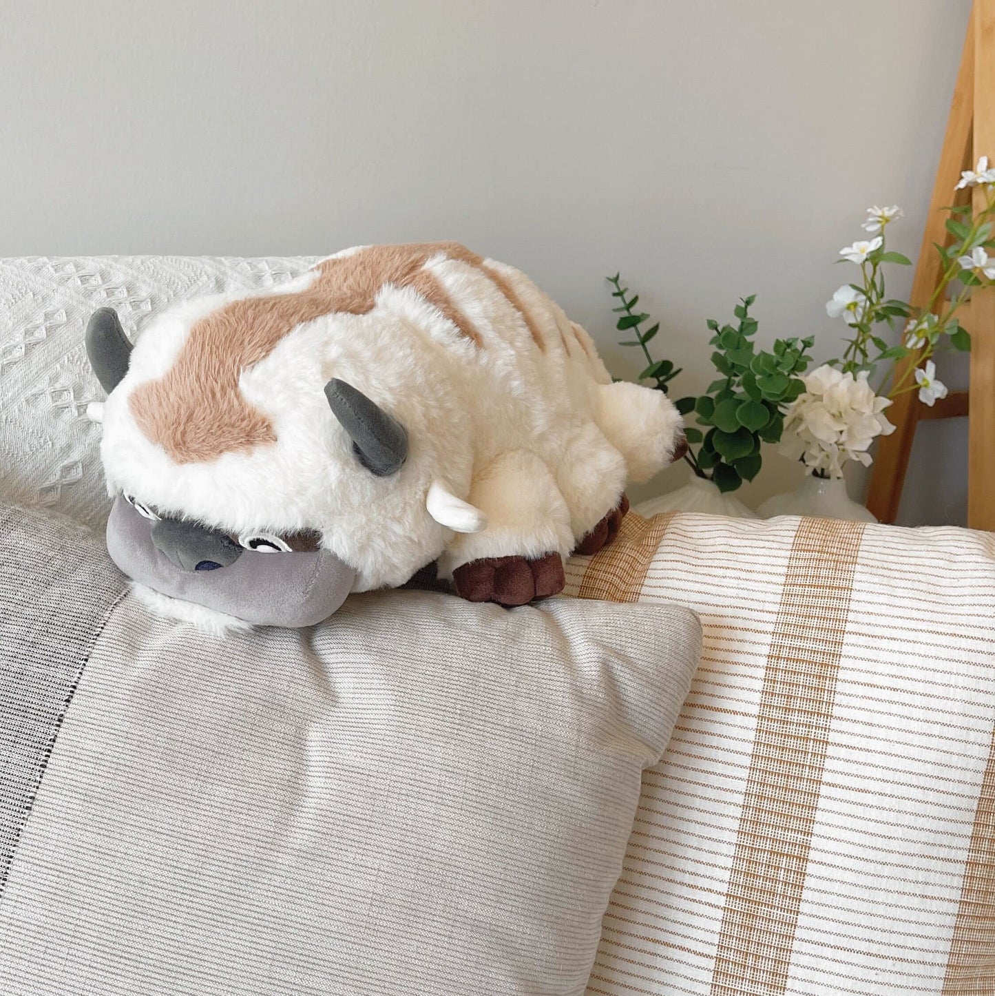 Youtooz Appa Plushie (1 ft) – Avatar: The Last Airbender Collectible