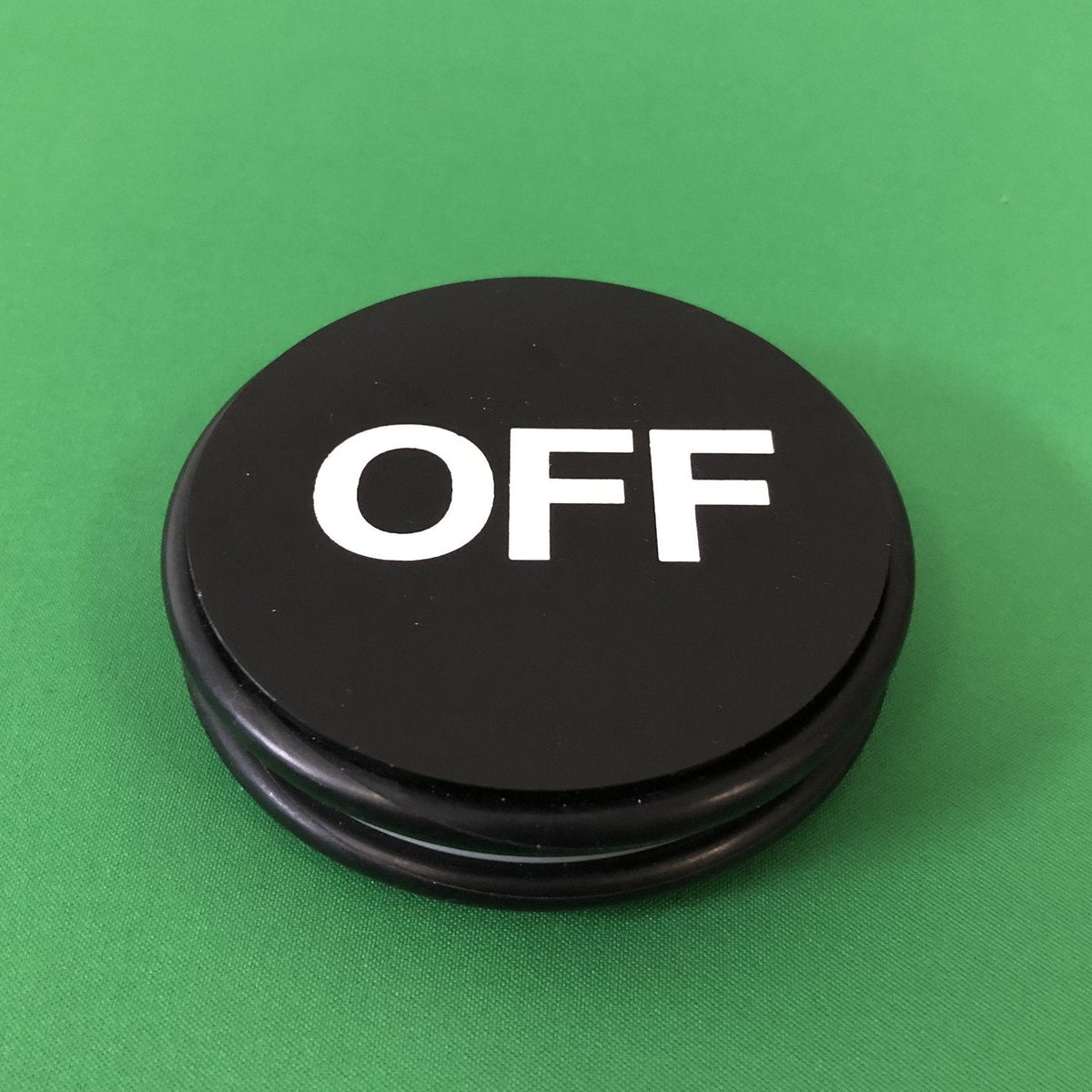 Yuanhe Casino Craps Dealer Button - 3-Inch On/Off Puck for Poker & Card Games