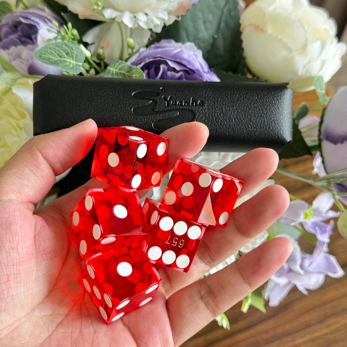 Yuanhe 19mm Professional Casino Dice – Razor Edge, Serialized Set, Leather Case, 5 Red Dice