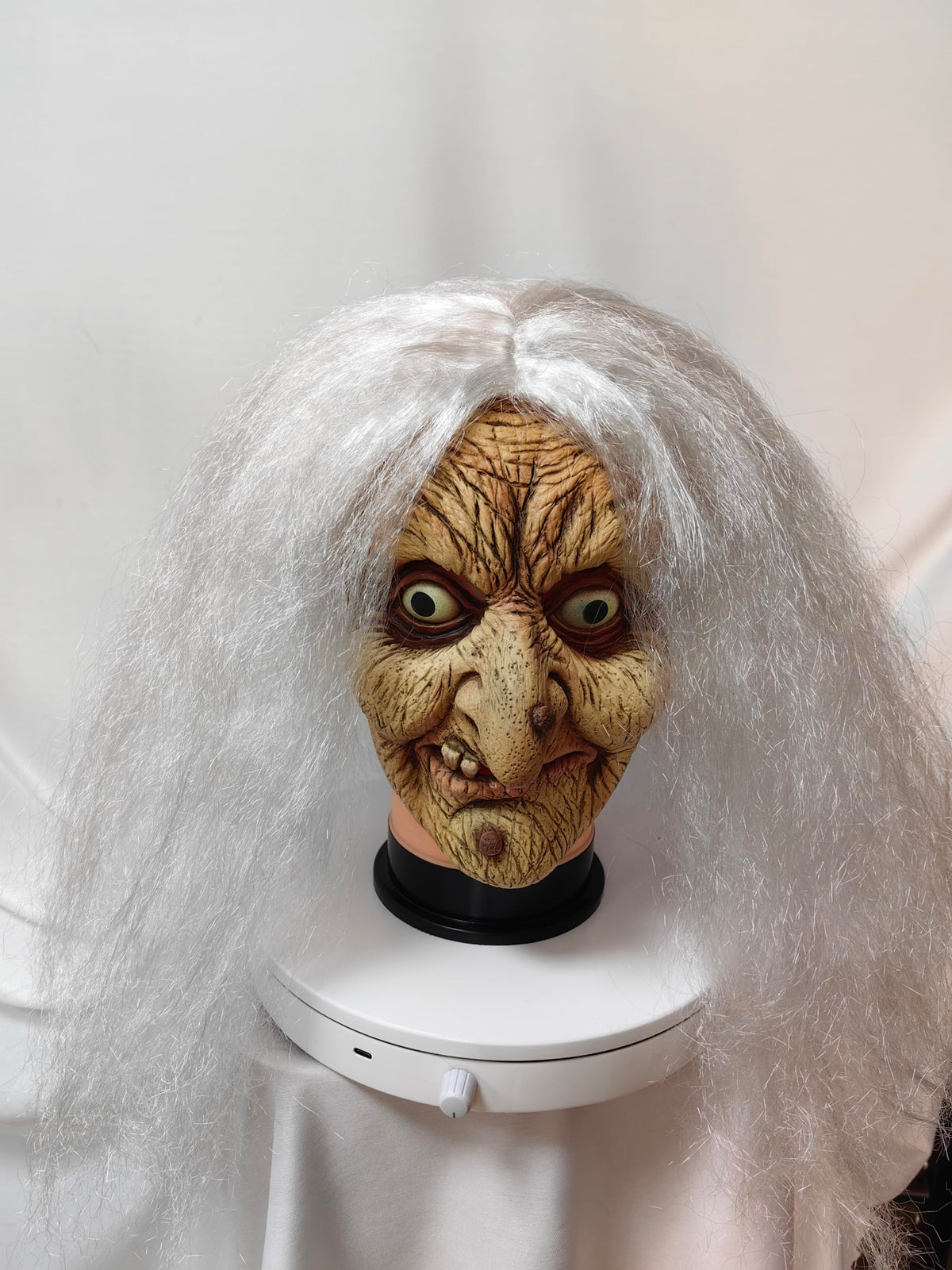 ZDOVLZZPON Old Lady Witch Mask with White Hair - Halloween Costume & Masquerade