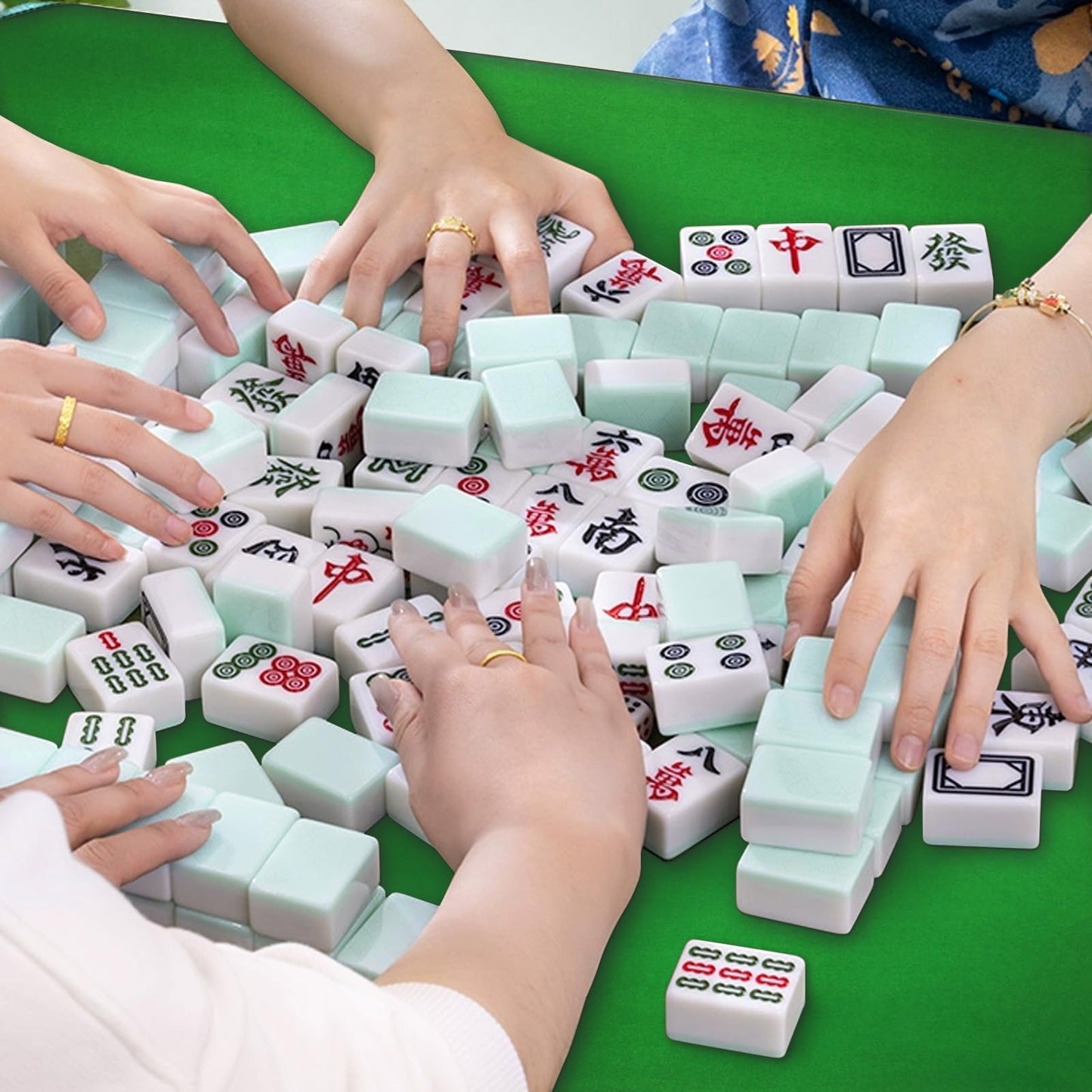 ZEELYER Mahjong Mat 31.5in Green — Non-Slip, Noise-Reducing Table Cover with Carry Bag