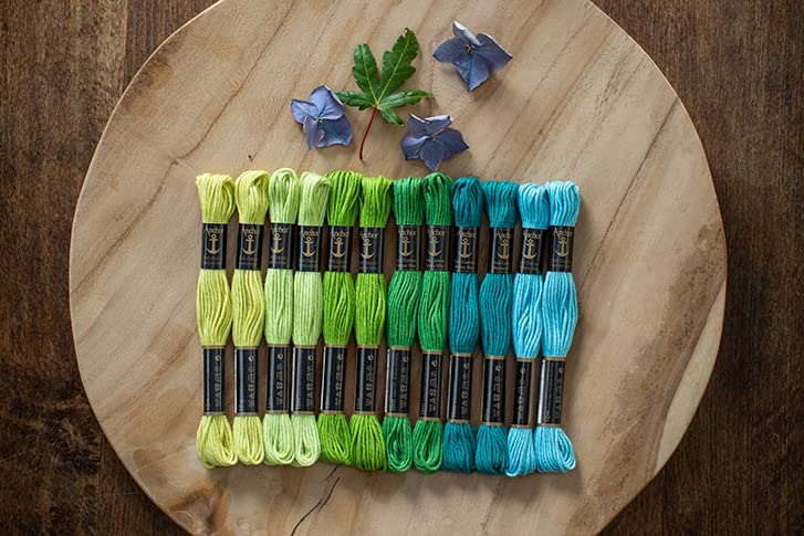 ANCHOR Embroidery Threads Sticktwist, Running Length: 8M 1220