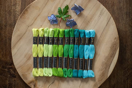 ANCHOR Embroidery Threads Sticktwist, Running Length: 8M 1220